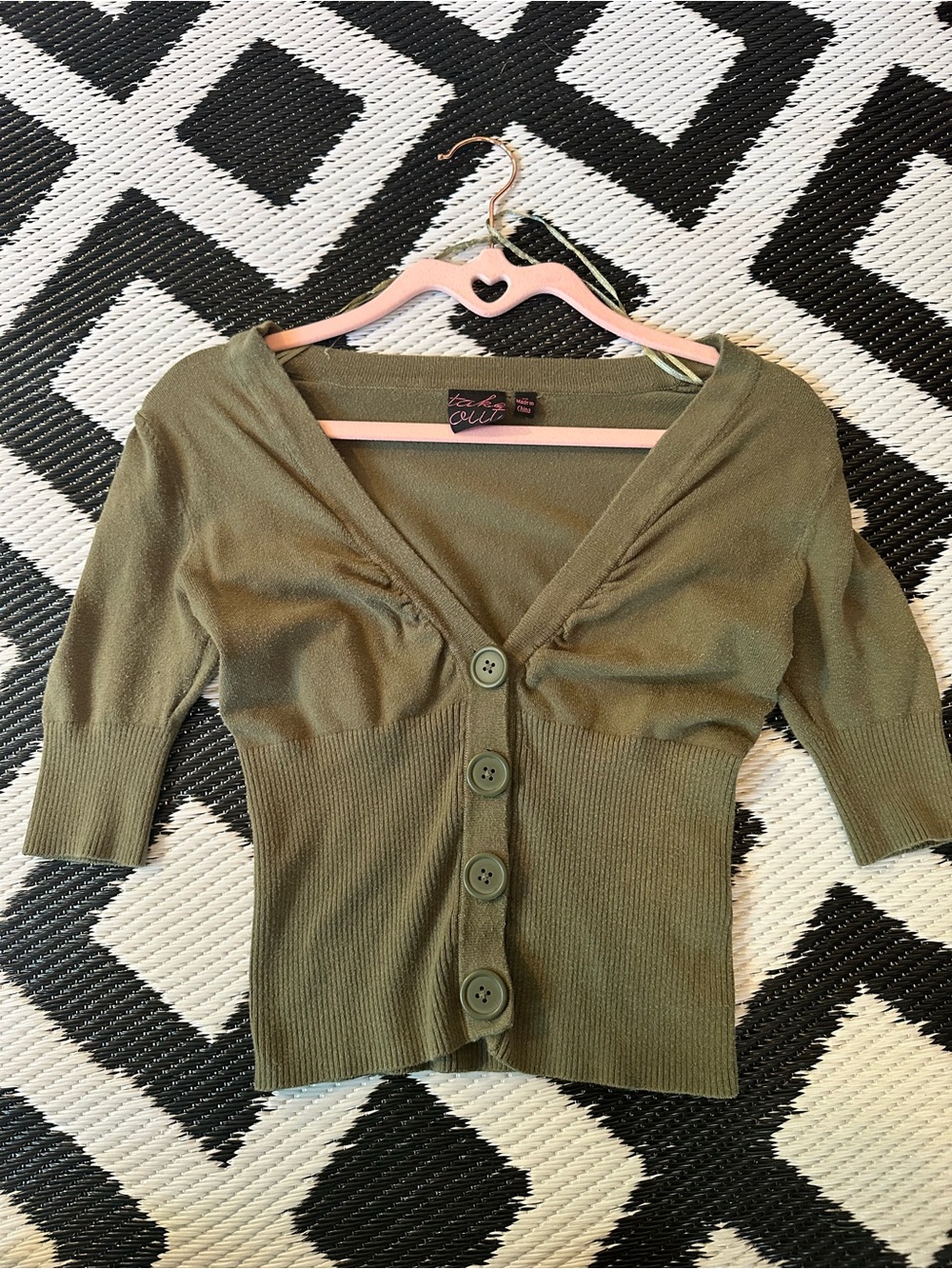 take out Olive Green V-Neck Button Cardigan